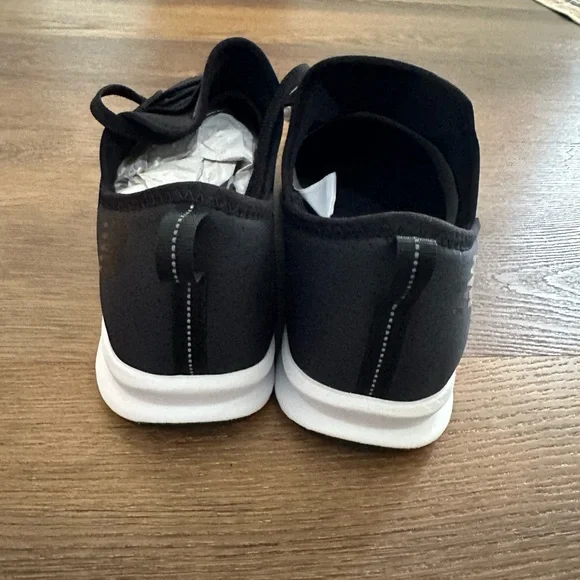 NWT New Balance FuelCore Nergize V1 Comfort Black Athletic Shoes Sneakers - Picture 5 of 9